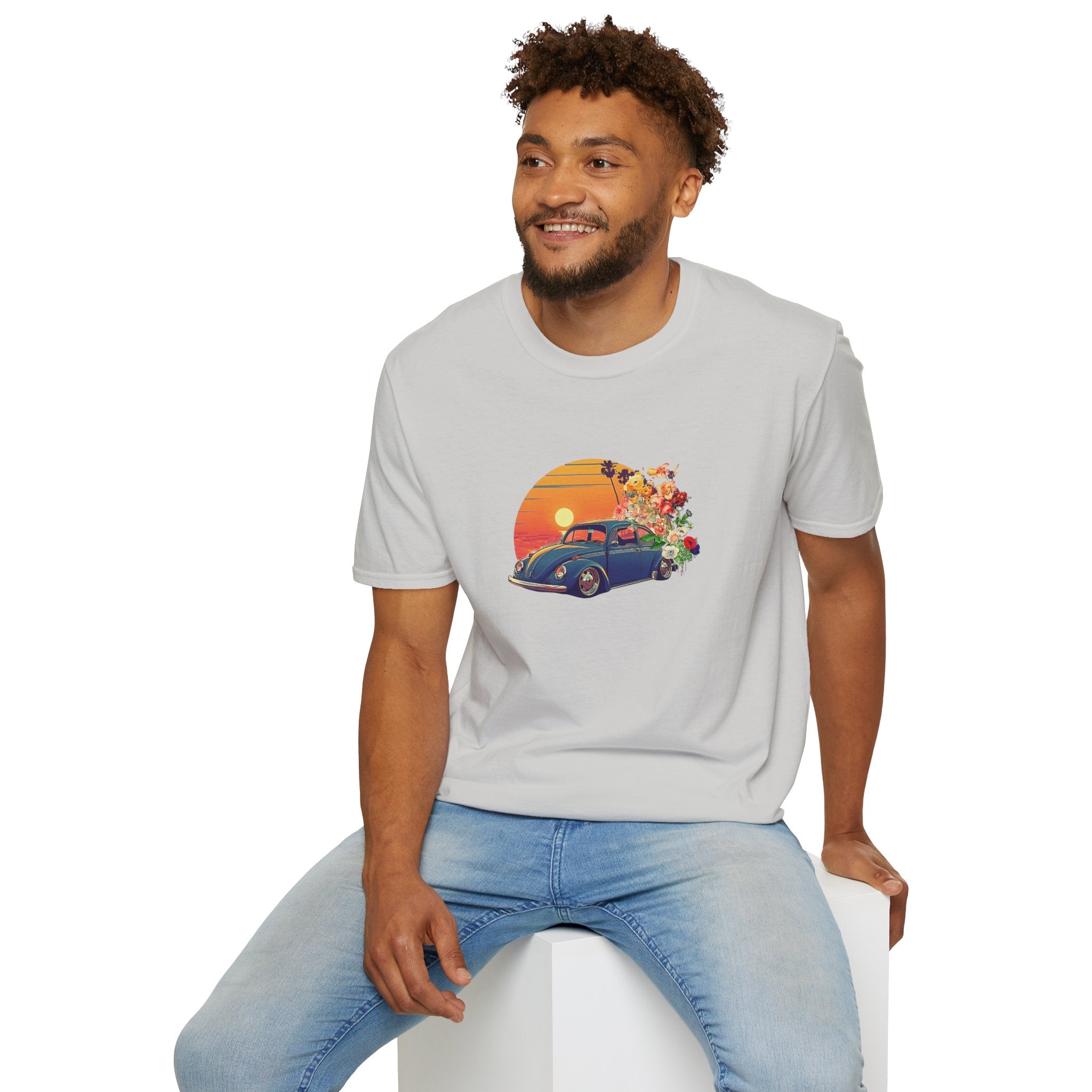 Vintage Sunset Beetle Tee – Unisex Retro Car Shirt, Summer Vibes Gift