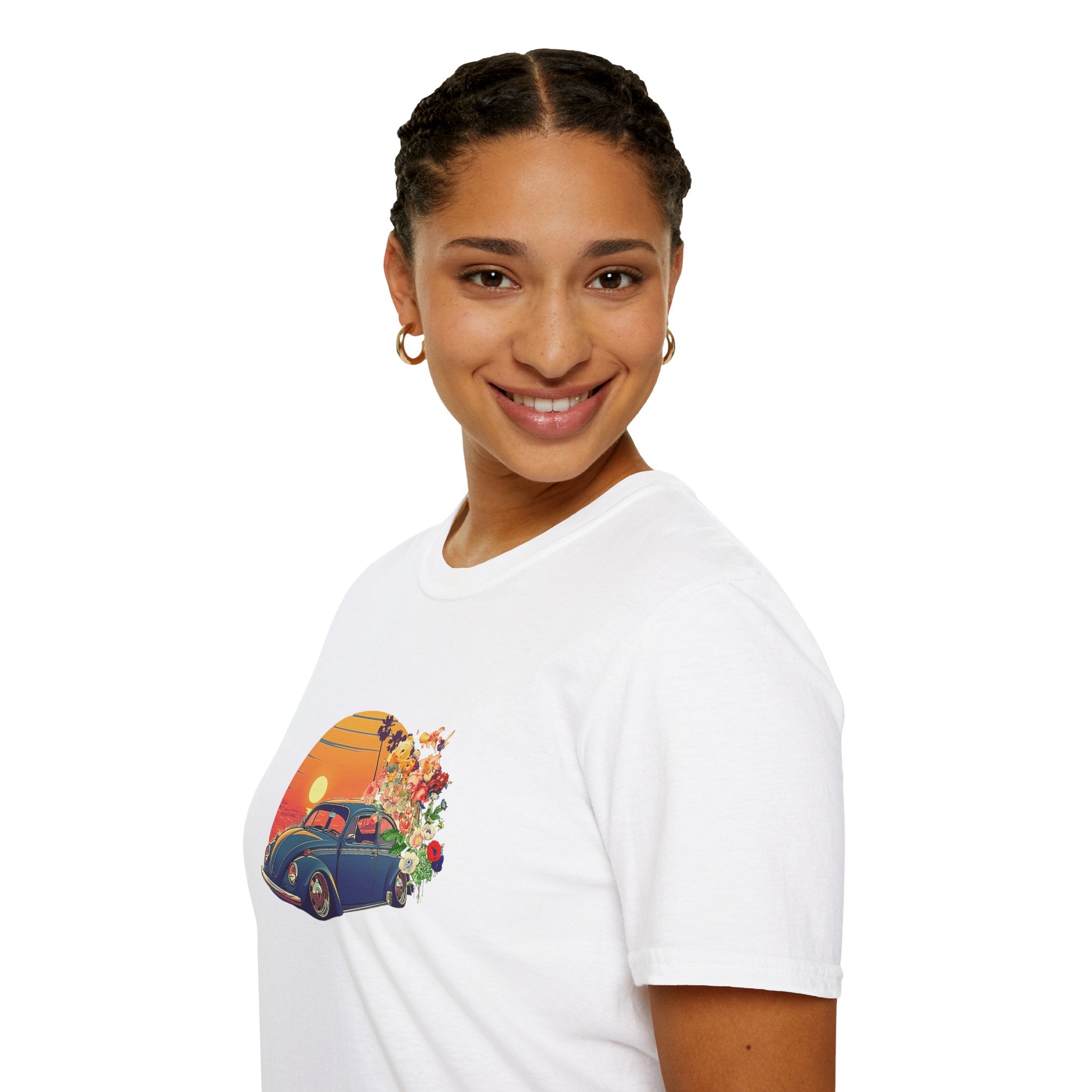 Vintage Sunset Beetle Tee – Unisex Retro Car Shirt, Summer Vibes Gift